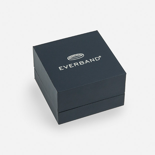 logo on ring box packaging – Everband – Point one percent